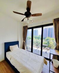 The Lakefront Residences (D22), Condominium #536295511